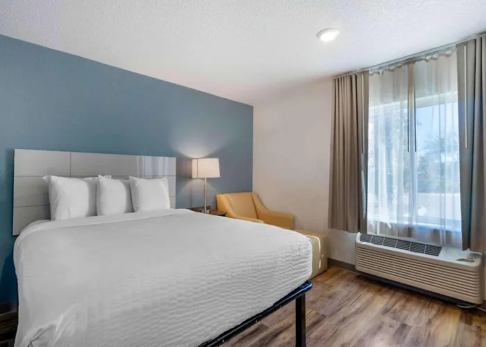 Extended Stay America Select Suites - Tampa - Brandon - East